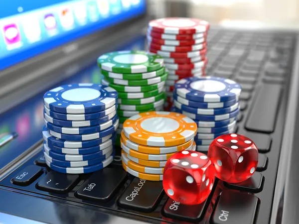 mpo100 slot platform interface showing live-dealer and slot games